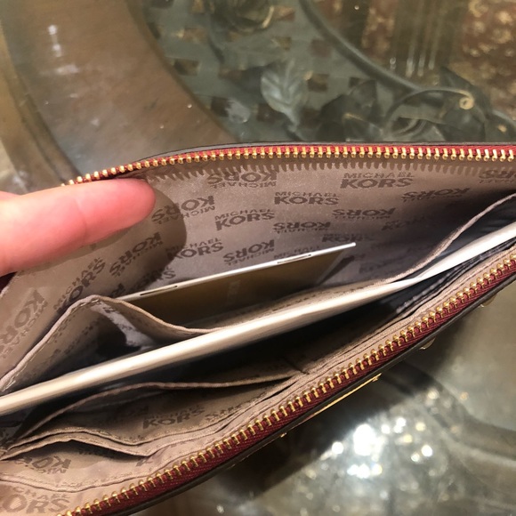 Authentic Michael Kors studded cherry wristlet - Picture 5 of 5